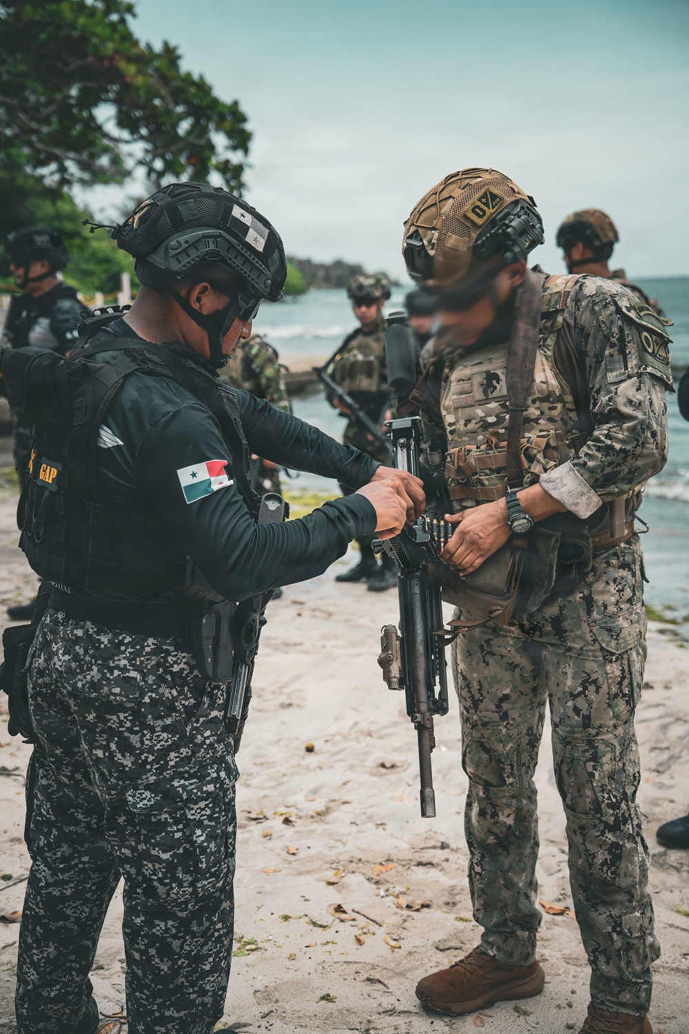 Multinational SOF personnel conduct assault training during PANAMAX 2026