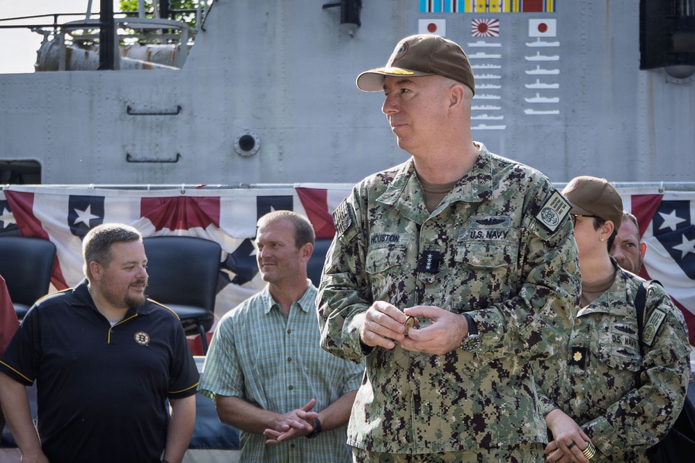 Adm. William Houston Visits Portsmouth Naval Shipyard
