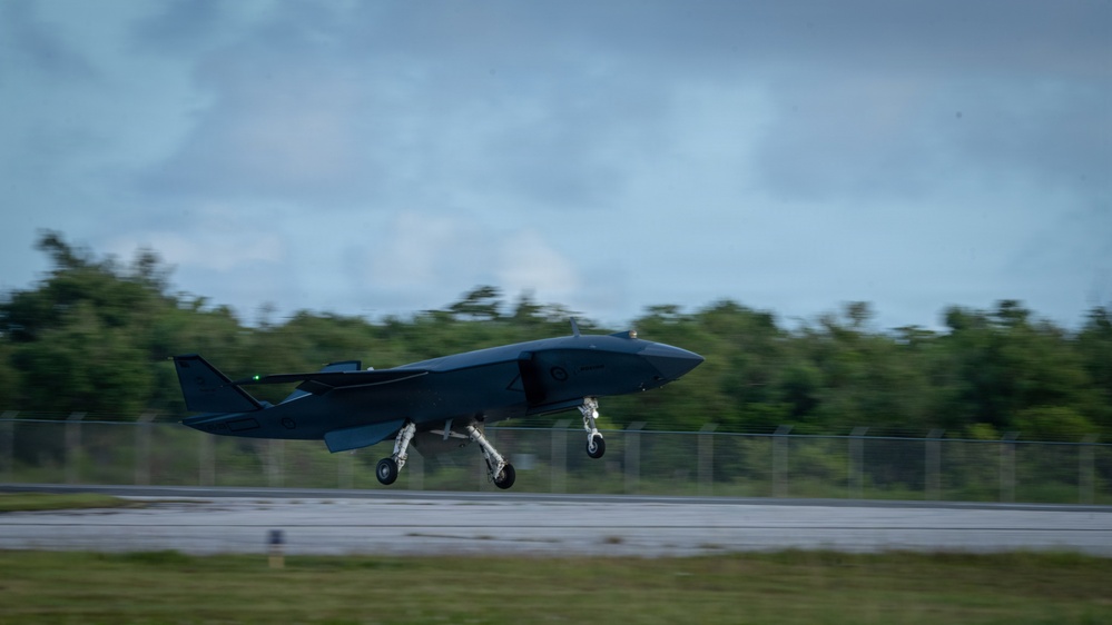 21st AEW, EOU demonstrate expeditionary MQ-28 operations during Valiant Shield 2026