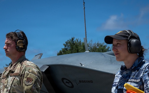 21st AEW, EOU demonstrate expeditionary MQ-28 operations during Valiant Shield 2026