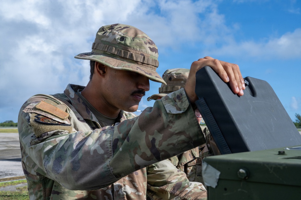 21st AEW, EOU demonstrate expeditionary MQ-28 operations during Valiant Shield 2026