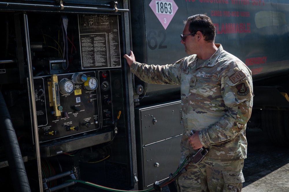 21st AEW, EOU demonstrate expeditionary MQ-28 operations during Valiant Shield 2026