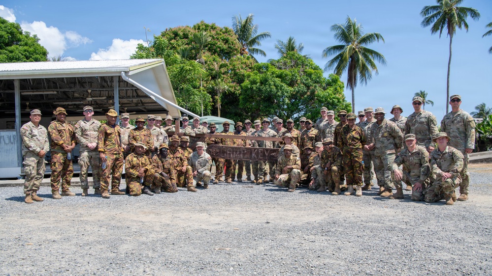 Wisconsin Army National Guard infantry strengthen tactics with Papua New Guinea Defence Force during Tamiok Strike 26