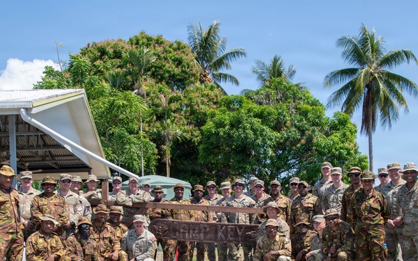 Wisconsin Army National Guard infantry strengthen tactics with Papua New Guinea Defence Force during Tamiok Strike 26