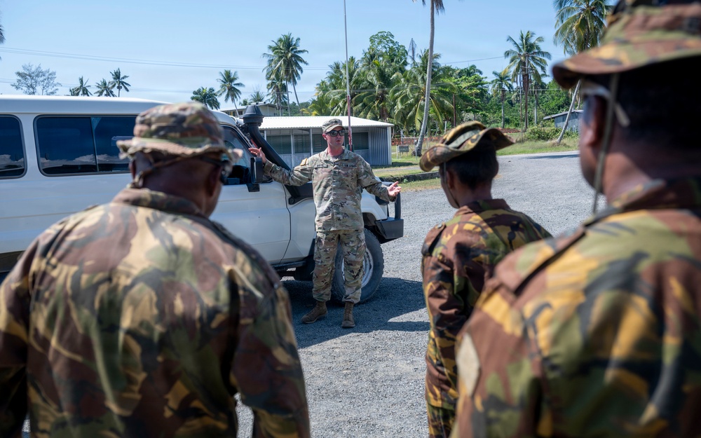 Wisconsin Army National Guard infantry strengthen tactics with Papua New Guinea Defence Force during Tamiok Strike 26