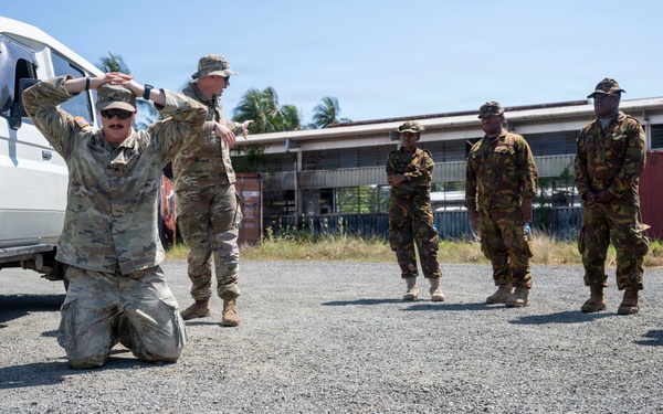 Wisconsin Army National Guard infantry strengthen tactics with Papua New Guinea Defence Force during Tamiok Strike 26