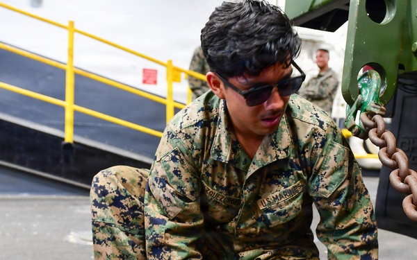 USS Essex Conducts Inport Well Deck Operations
