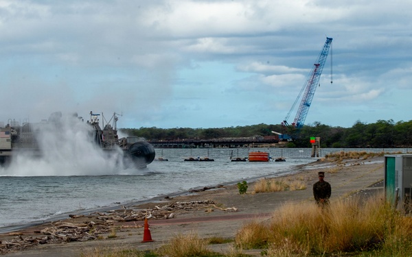 USS Essex (LHD 2) Conducts Well Deck Ops Inport