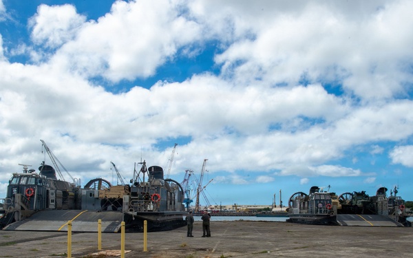 USS Essex (LHD 2) Conducts Well Deck Ops Inport