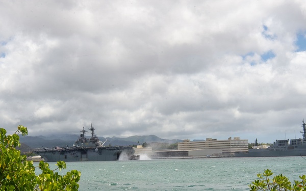USS Essex (LHD 2) Conducts Well Deck Ops Inport