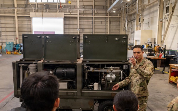374 MXG hosts JASDF 1st Technical School immersion