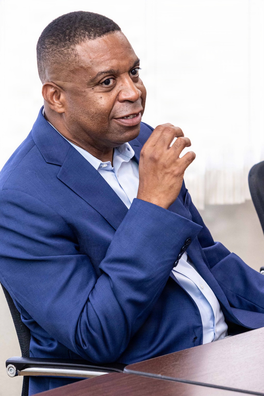 Capt. Gilliard Meets With Host Nation Doctors During Courtesy Visit