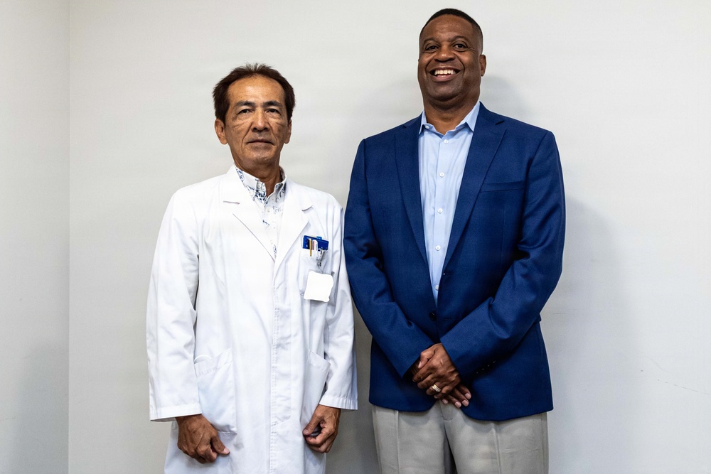 Capt. Gilliard Meets With Host Nation Doctors During Courtesy Visit