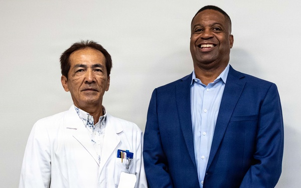Capt. Gilliard Meets With Host Nation Doctors During Courtesy Visit