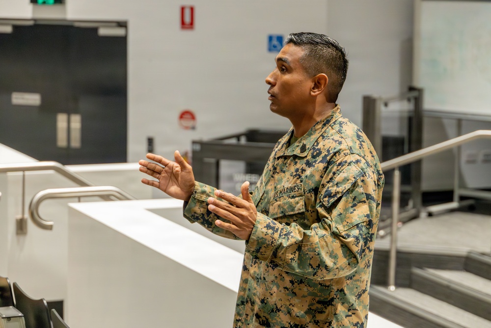 Infantry monitor visits MRF-D