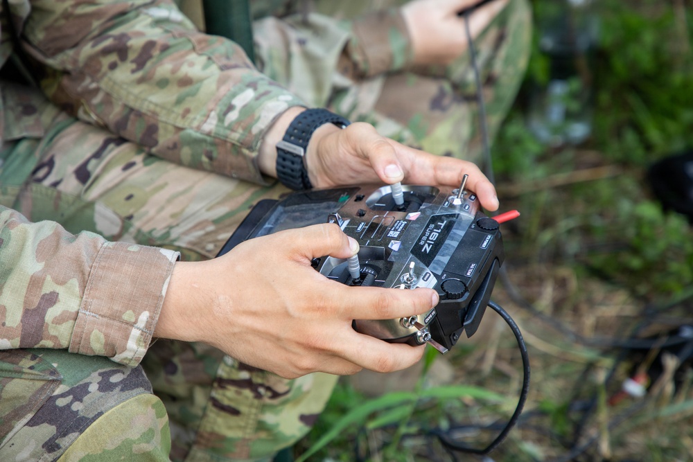 2ID/RUCD, Marines, strengthen lethality during FPV drone training