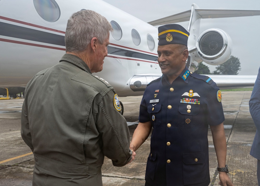 Commander, U.S. Pacific Fleet, Arrives in Dhaka, Bangladesh