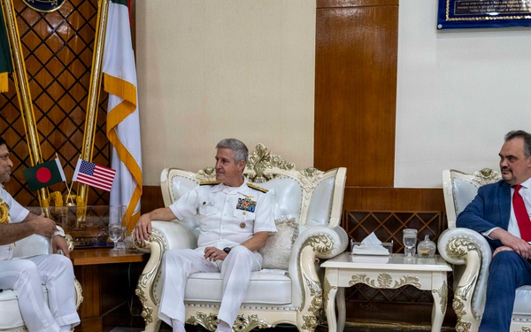 Commander, U.S. Pacific Fleet, Meets With Bangladesh Chief of Navy Staff in Dhaka