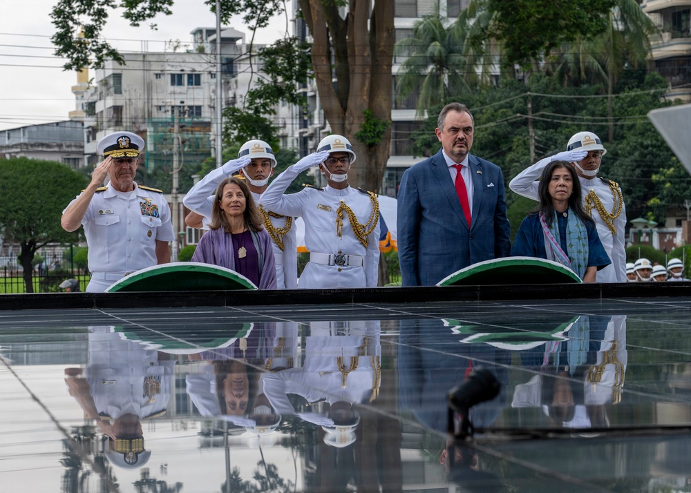 Commander, U.S. Pacific Fleet, Lay Wreath at the Skikha Anirban in Dhaka