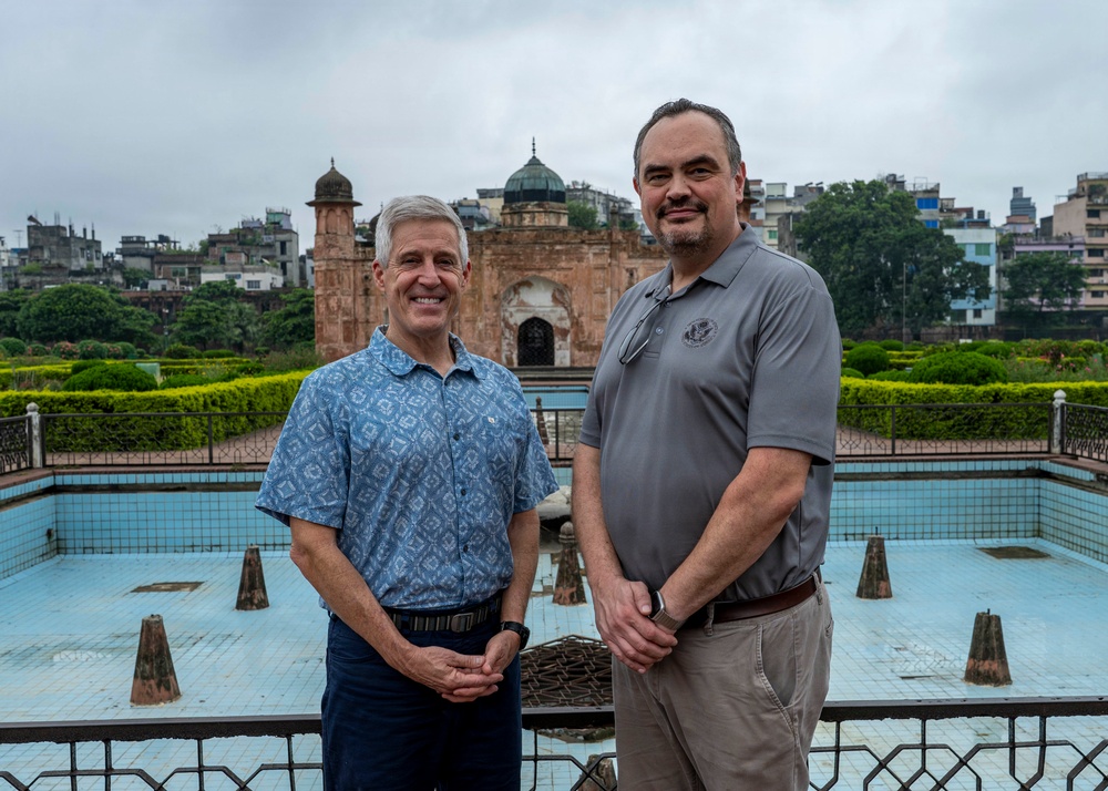 Commander, U.S. Pacific Fleet, Tours Historic Lalbagh Fort in Dhaka While Visiting Bangladesh