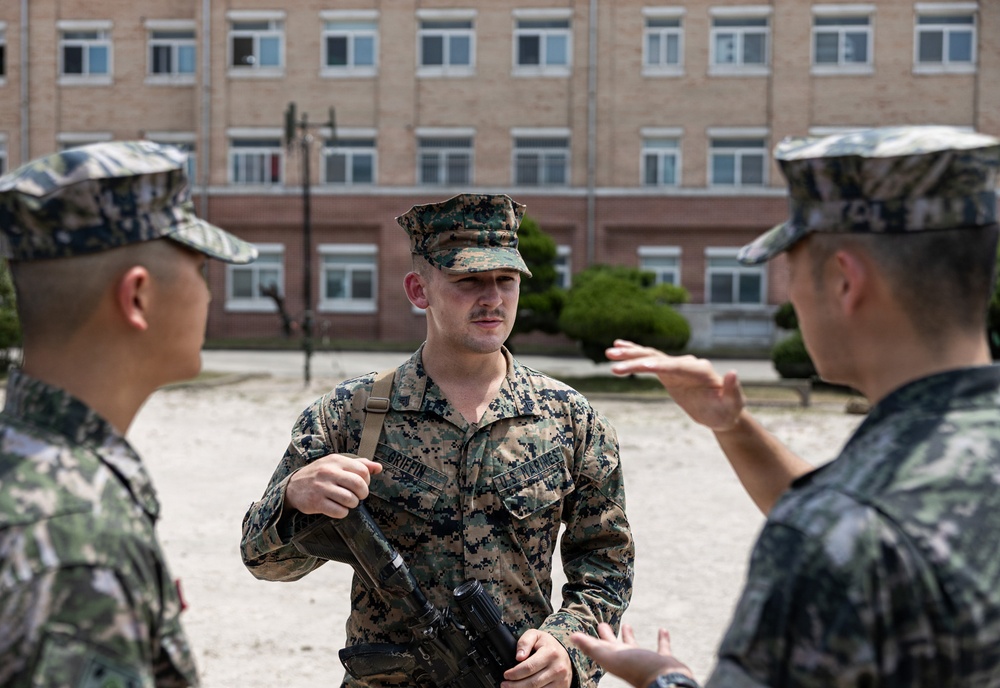 KMEP 26.2| U.S. Marines Conduct Static Weapons Showcase