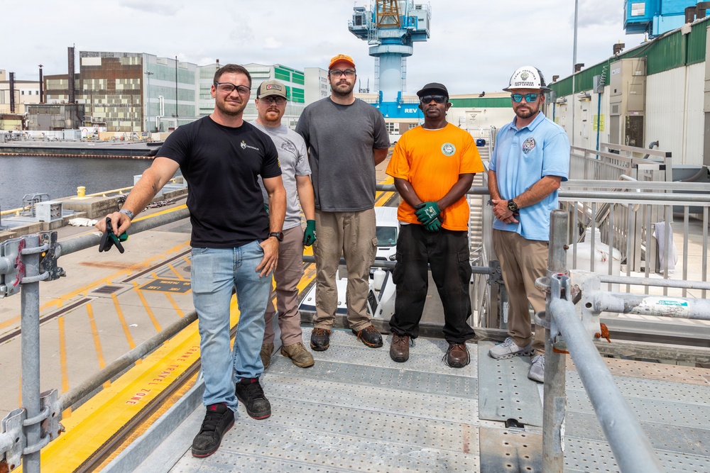 NNSY Teams Prepare Pier 5 for Historic First Visit from USS Gerald R. Ford