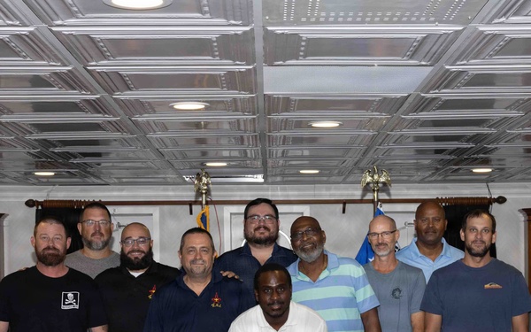NNSY Flyaway Team Provides Support to Deployed Aircraft Carrier