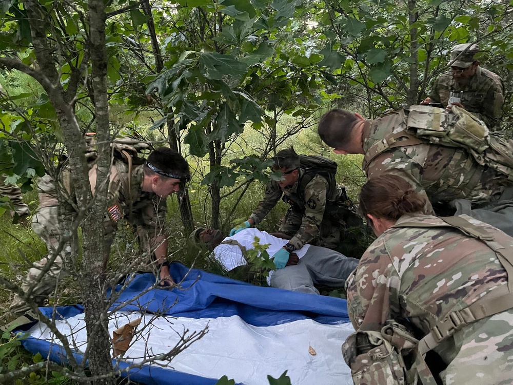 FRSD Soldiers Extract Casualty from Point of Injury