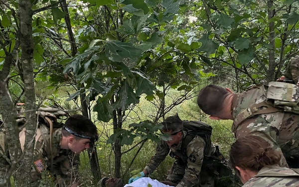 FRSD Soldiers Extract Casualty from Point of Injury