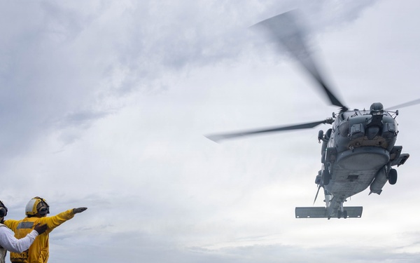 USS Mustin conducts flight operations