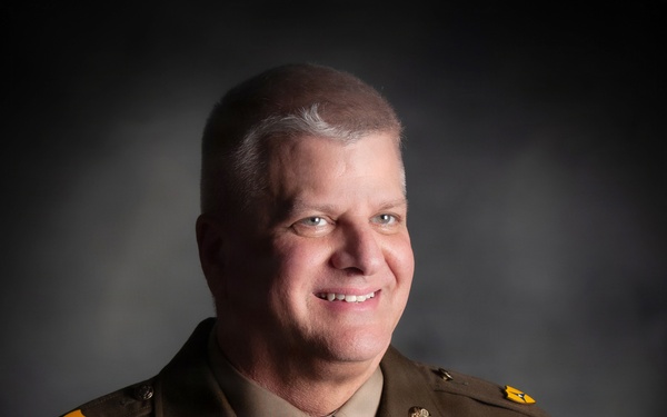 ‘You’re in for a wild ride’: McDwyer reflects on 38 years of service, Soldiers who shaped his career