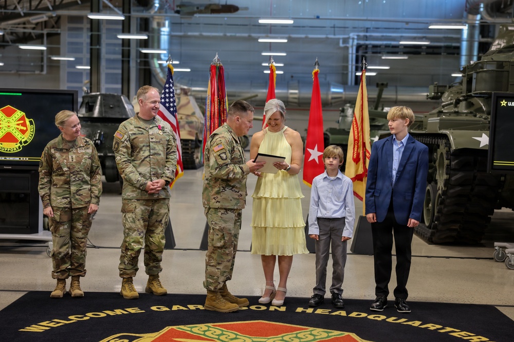 Fort Lee honors Col. Richard J. Bendelewski during retirement ceremony