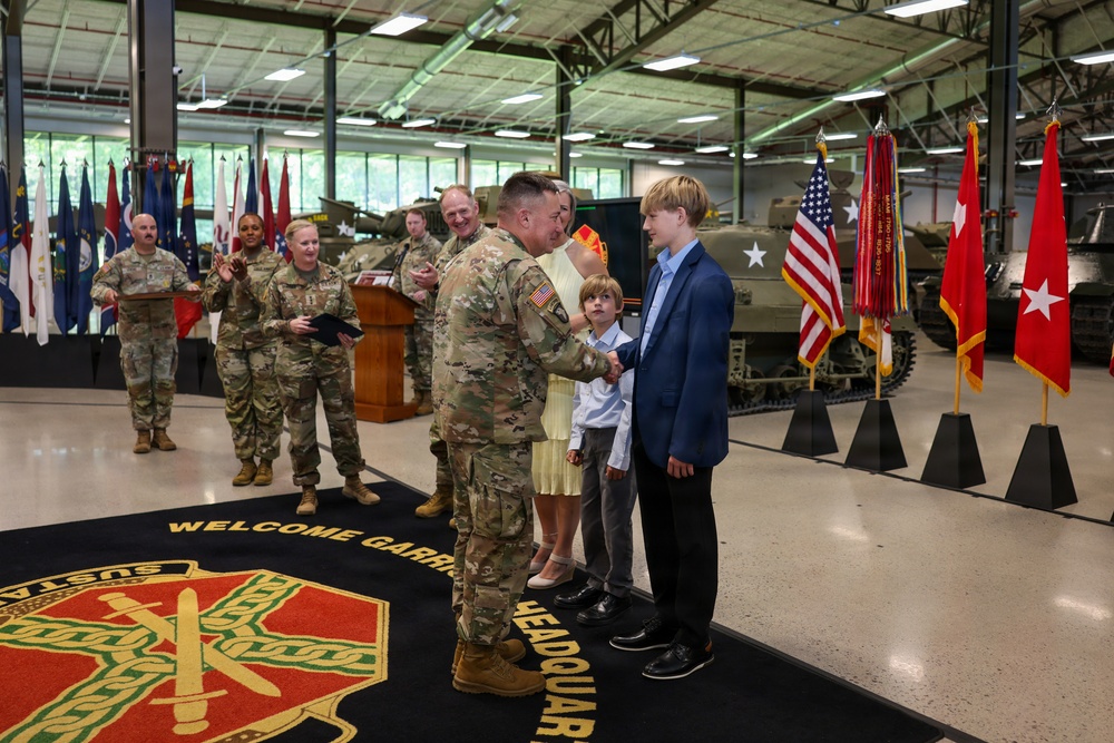 Fort Lee honors Col. Richard J. Bendelewski during retirement ceremony