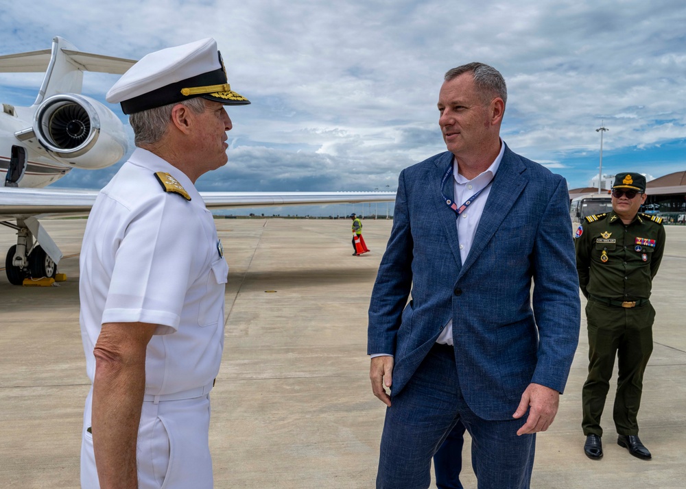 Commander, U.S. Pacific Fleet, Arrives in Phnom Penh, Cambodia