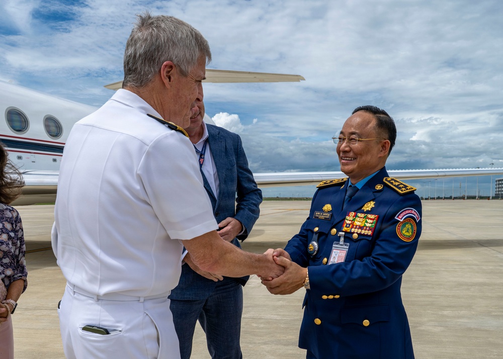 Commander, U.S. Pacific Fleet, Arrives in Phnom Penh, Cambodia