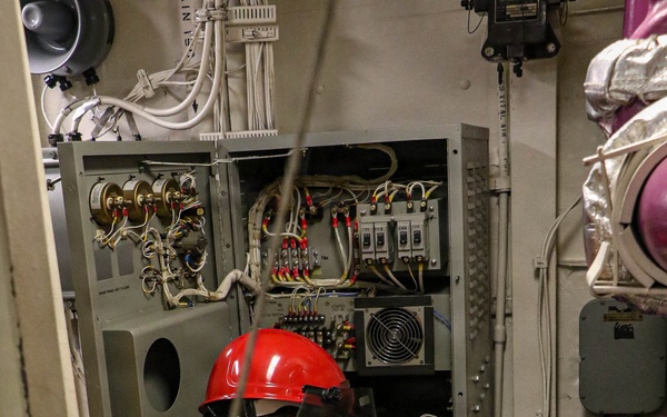 Frank E. Petersen Jr. Sailor Conducts Maintenance