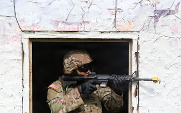 340th Military Police Company conducts cordon and search training during WAREX