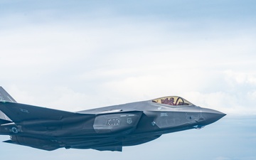 108th WG refuels 115th FW