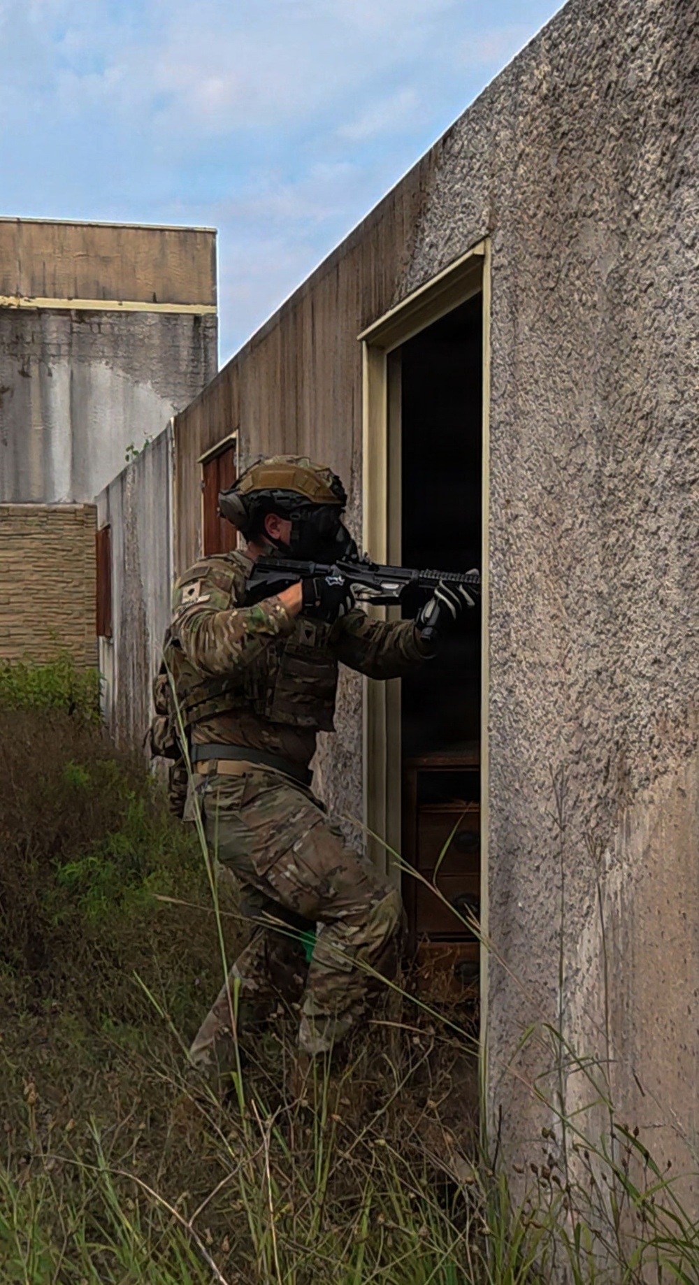 340th Military Police Company conducts cordon and search training during WAREX