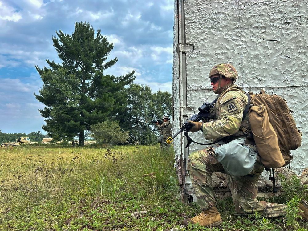 340th Military Police Company conducts cordon and search training during WAREX