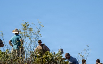 SOI-West and NAVSEA Conduct MAAWS Munition Tests - Bunker Construction with 1st CEB Day 3