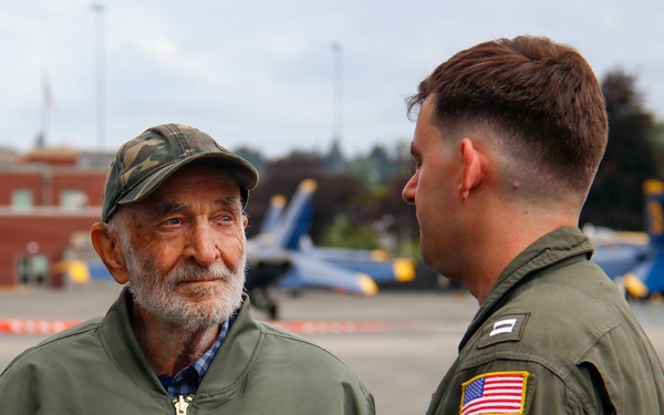 Mr. Charlie Tapper VIP Flight with VP-4