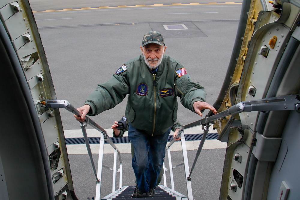 Mr. Charlie Tapper VIP Flight with VP-4