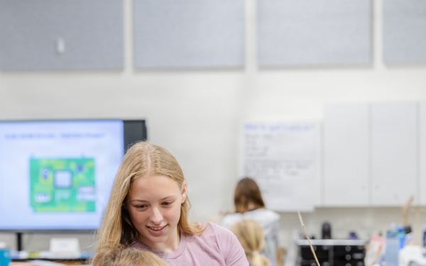 Navy commands team with North Kitsap School District for STEM Summer Camp