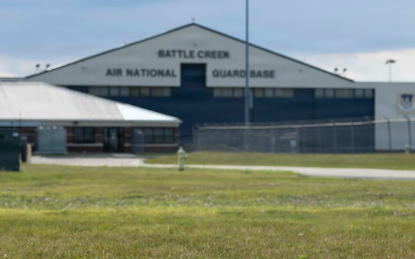Air National Guard, Civil Air Patrol keep eyes on the skies for drone response training