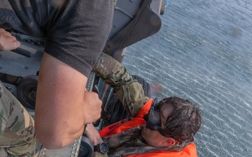 2-158th AHB Overwater Self-Recovery Training