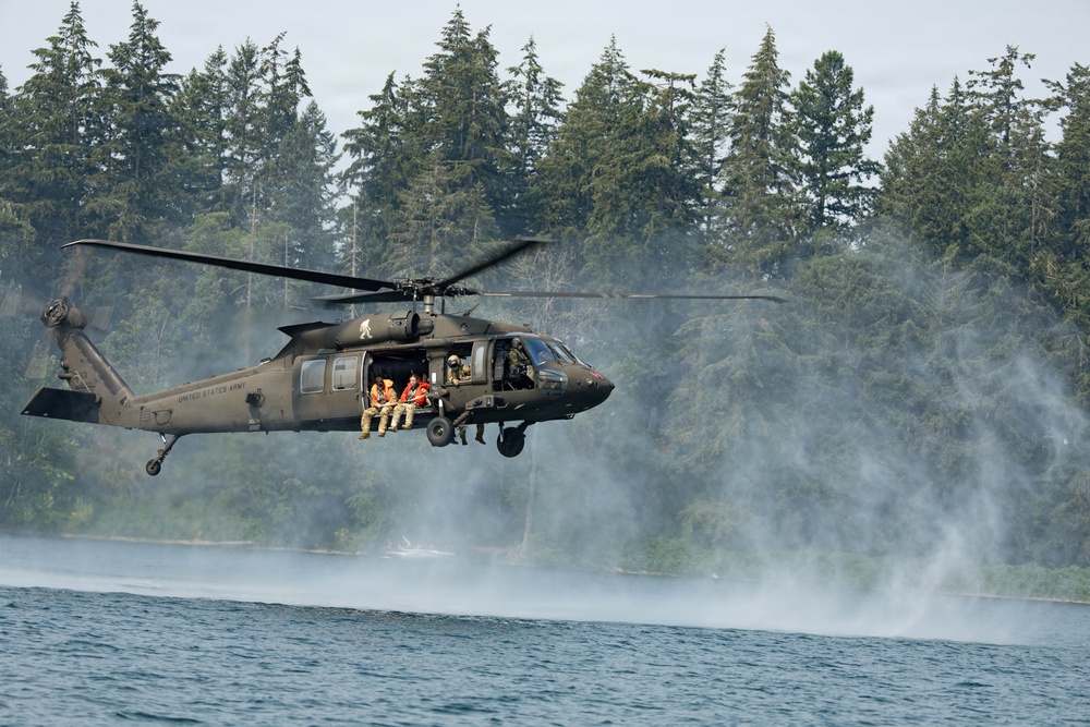 2-158th AHB Overwater Self-Recovery Training