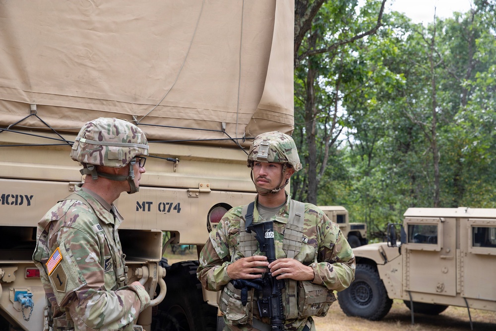 U.S. Army Reserve career counselors support soldiers during WAREX 26