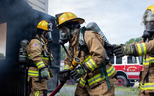 165th Fire Department conducts contingency operations training.