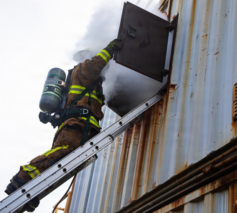 165th Fire Department conducts contingency operations training.